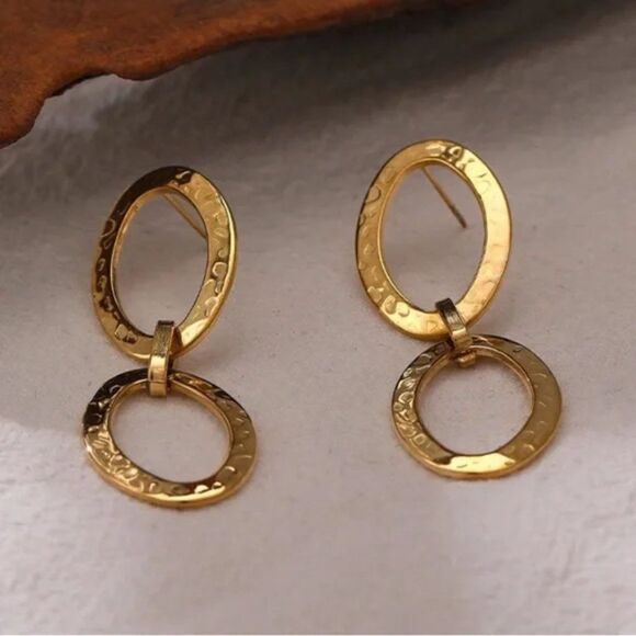 New Gold Oval Hoop Dangle Drop Earrings - Picture 3 of 9